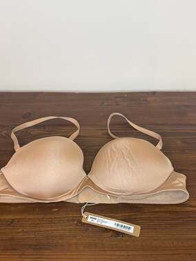 SKIMS Ultimate Push-Up Strapless Bra Clay Size 36B